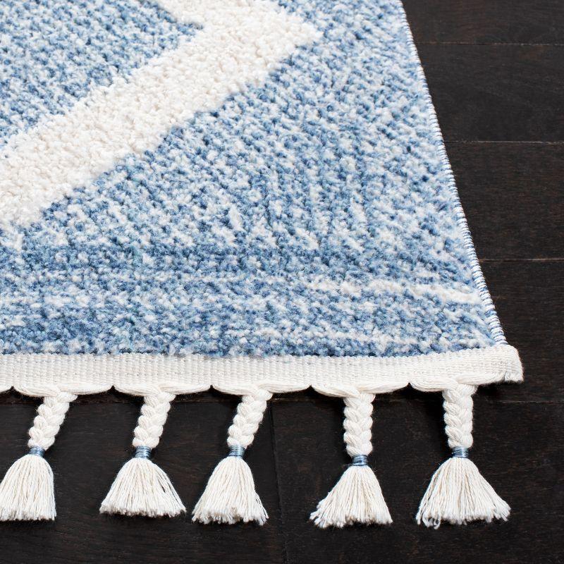 Ivory and Light Blue 8' x 10' Braided Shag Rug