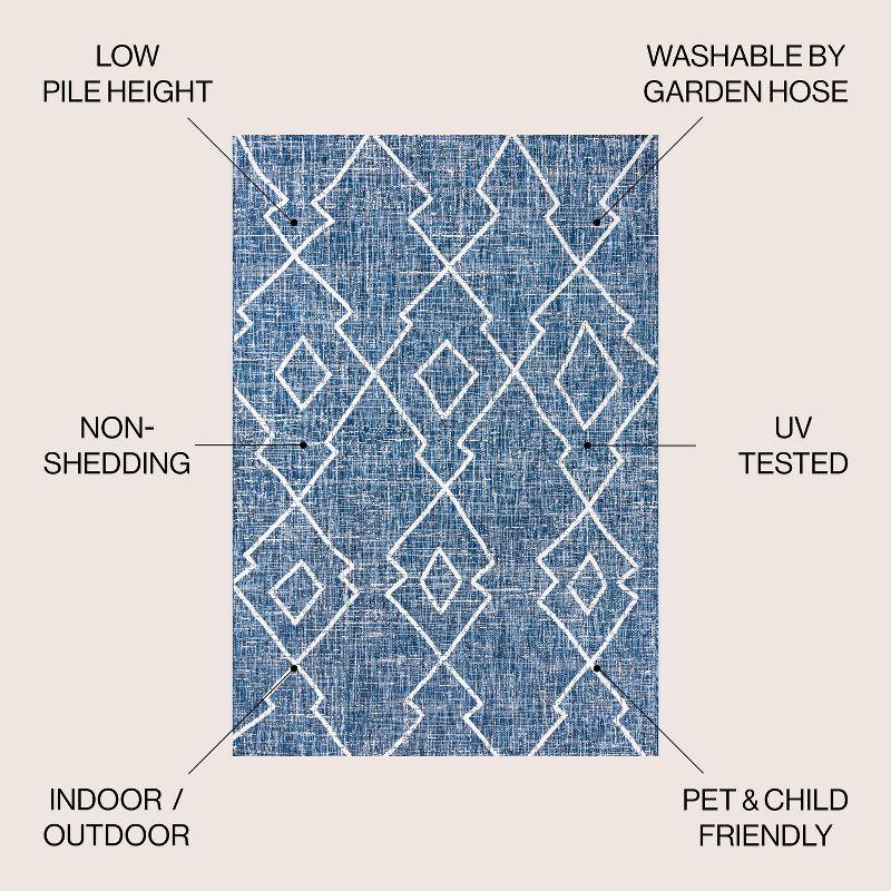 Carwa  Diamond Trellis Indoor/Outdoor Area Rug - JONATHAN Y