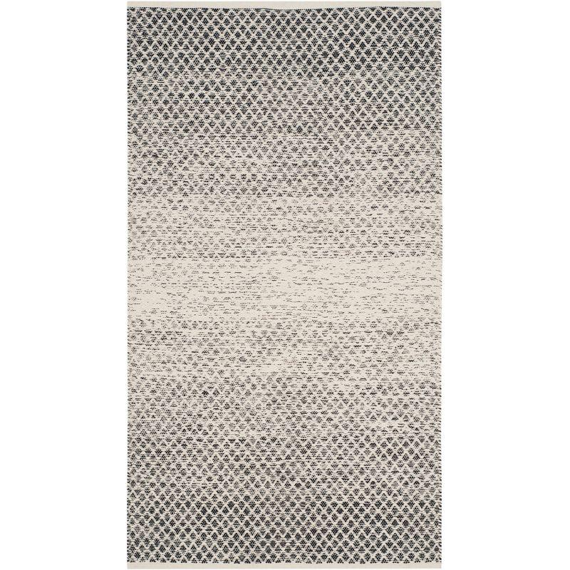 Montauk MTK601 Hand Woven Indoor Accent Rug - Black/Ivory - 2'3"x5' - Safavieh