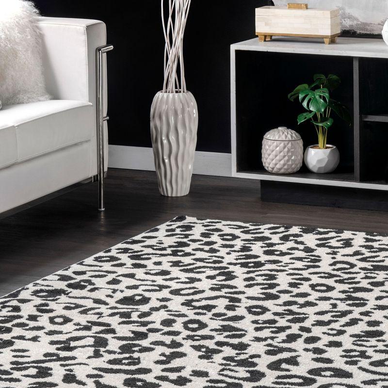 Nuloom Leopard Animal 8x10 Indoor Area Rug for Living Room Bedroom Dining Room Kitchen, Dark Grey/Ivory