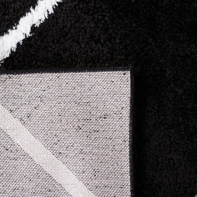 Tahoe Shag THO676 Power Loomed Indoor Area Rug - Black/White - 6'7"x8'7" - Safavieh