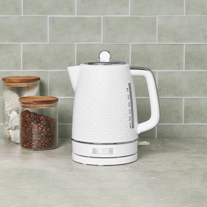 HADEN Starbeck White Electric Tea Kettle