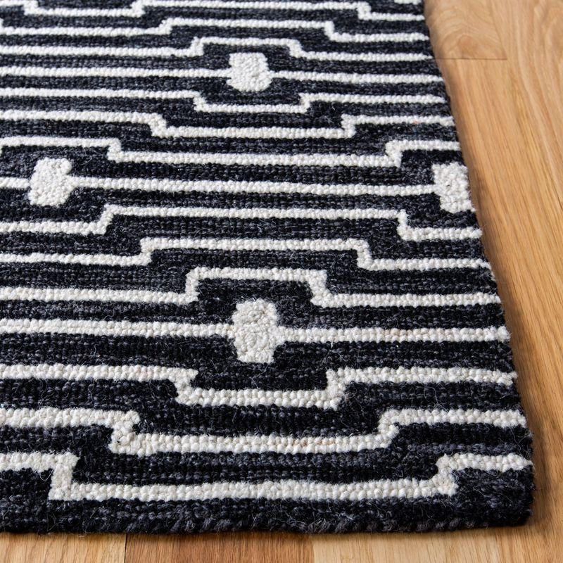 Micro-Loop MLP166 Hand Tufted Area Rug - Safavieh