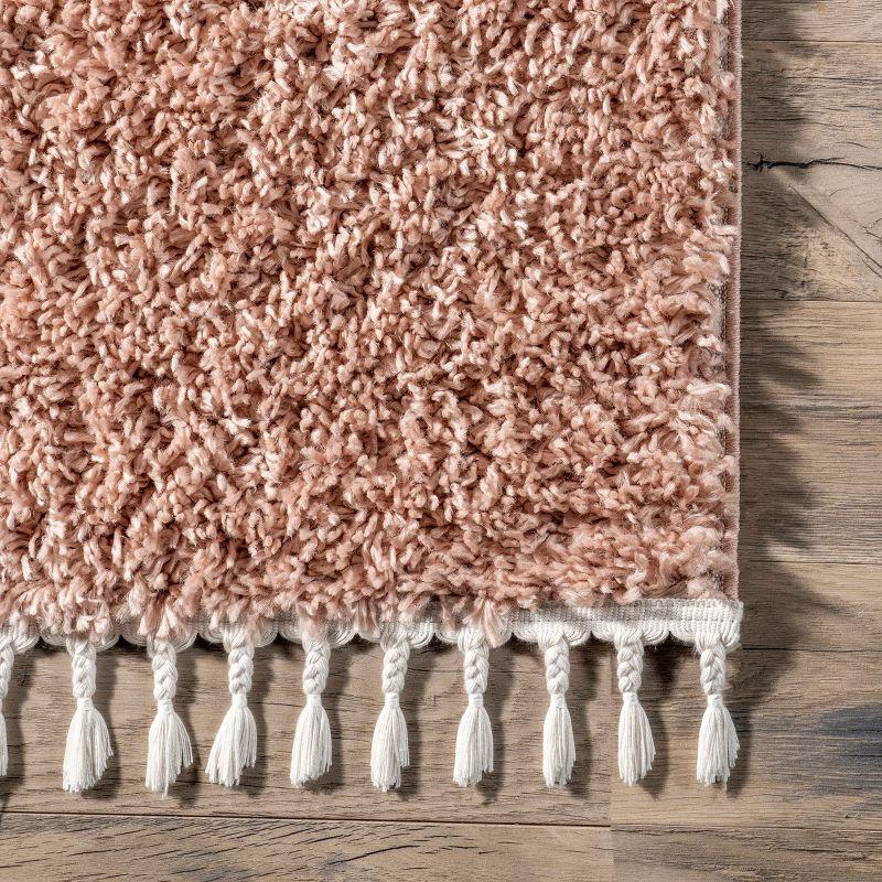 Nuloom Neva Solid 8x11 Shag Indoor Area Rug for Living Room Bedroom Dining Room Nursery, Blush/Ivory