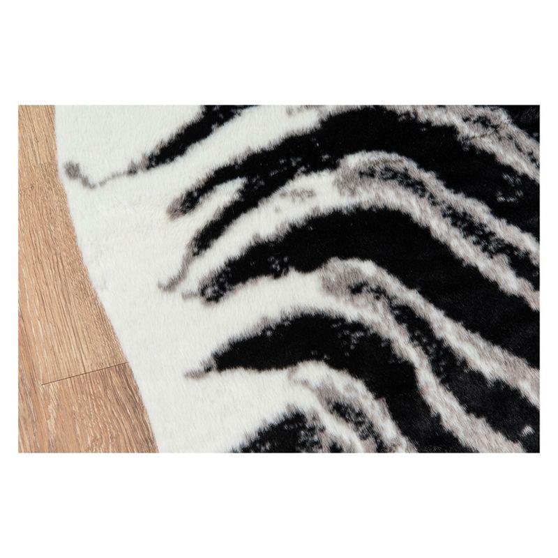 Acadia Zebra Acrylic And Area Rug - Erin Gates by Momeni