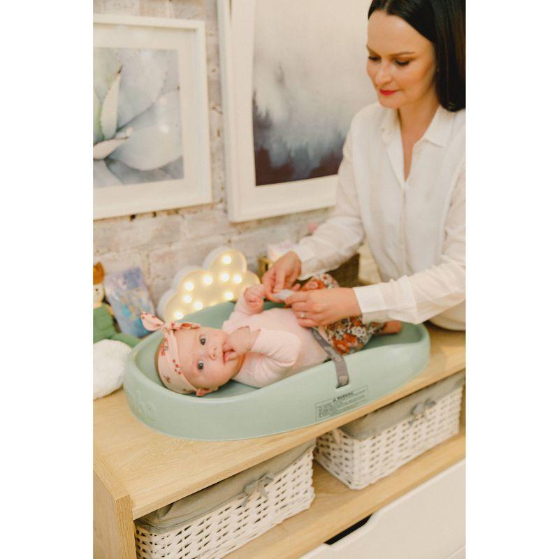 Bumbo Bumbo Diaper Changing Pad, Ergonomic Baby Changing Mat with Safety Belt