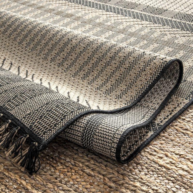 Gray Geometric Moroccan Indoor/Outdoor Area Rug