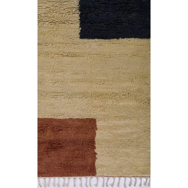 Handwoven Geometric Wool Rug with Tassel Fringe, 5' x 8'