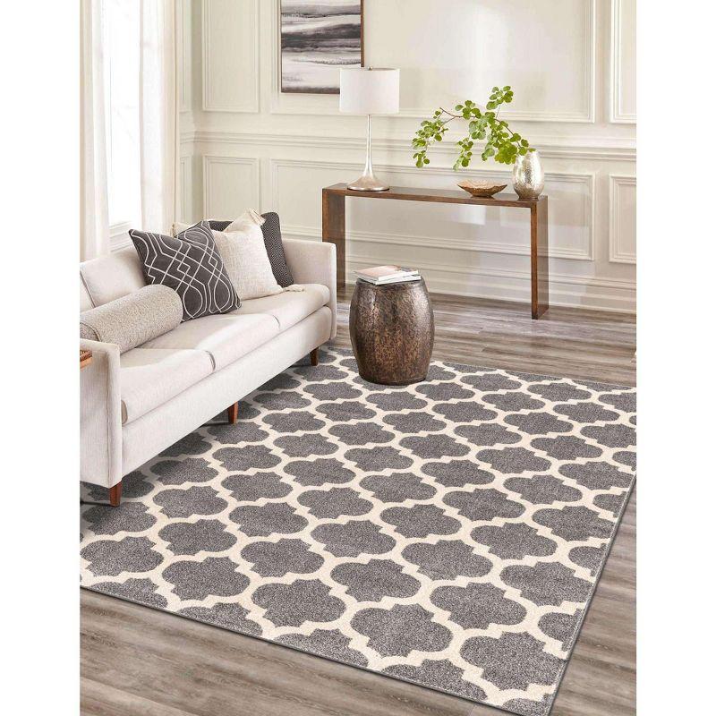 Unique Loom 5' 1 x 8' 0 Trellis Philadelphia Dark Gray Area Rug