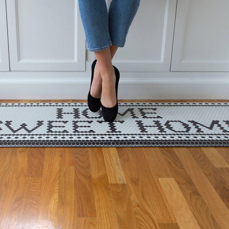 Black and White Anti-Fatigue Comfort Floor Mat