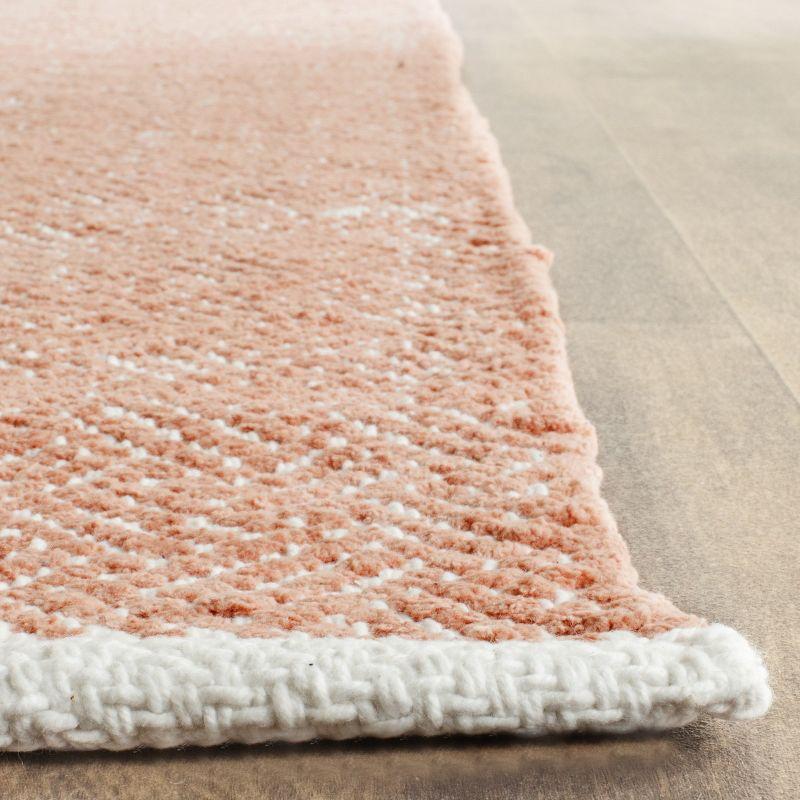 Boston BOS680 Power Loomed Area Rug  - Safavieh