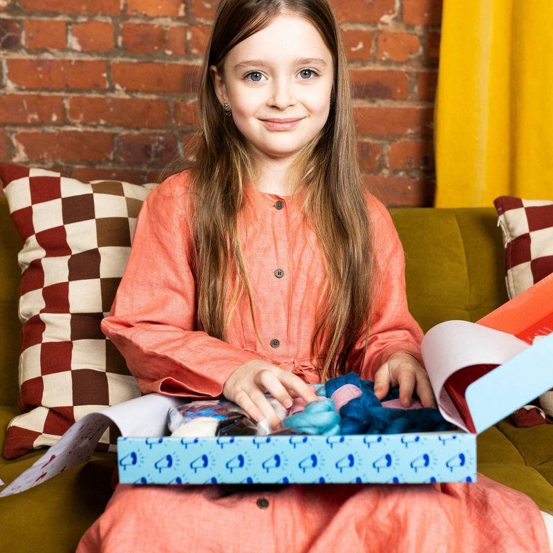 LeadHER: SOAR like Amelia Weaving Loom Craft Kit - Kids Crafts: DIY Art Kit for Kids, Includes Paint, Beads & Needle