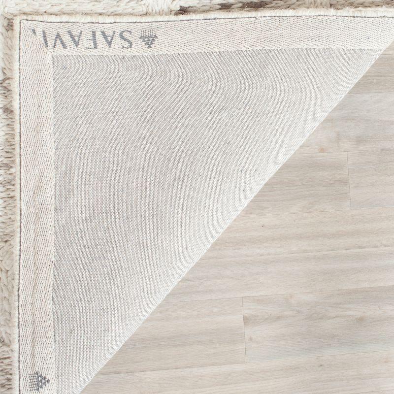 Himalaya HIM121 Hand Loomed Runner Rug - Grey/Ivory - 2'3"x8' - Safavieh.