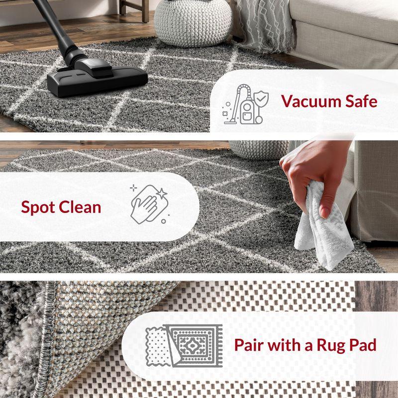 Nuloom Tess Trellis 5x8 Shag Indoor Area Rug for Living Room Bedroom Dining Room Nursery, Dark Grey/Ivory