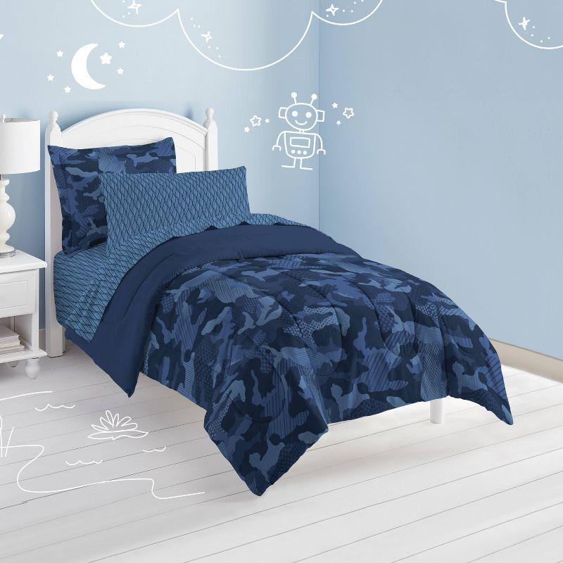 Dream Factory Geo Camo Comforter Set