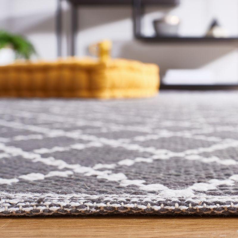 Montauk Dark Grey and Ivory Handwoven Cotton Area Rug