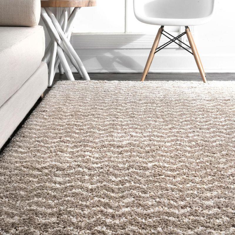 Nuloom Cuellar Striped 8x10 Shag Indoor Area Rug for Living Room Bedroom Dining Room Nursery, Cream/Ivory