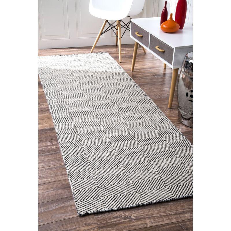 Ivory Geometric Handwoven Wool Runner Rug, 2' 6" x 6'