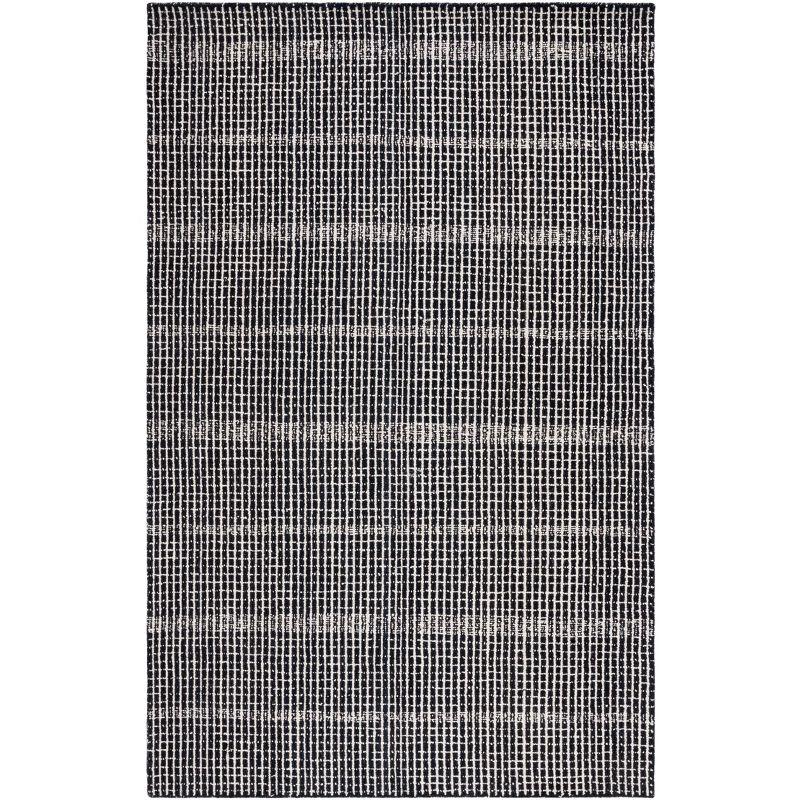 Abstract ABT482 Handmade Indoor Area Rug - Black/Ivory - 4'x6' - Safavieh
