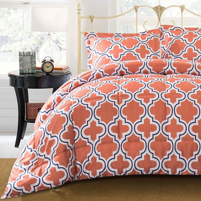 Modern Trellis Geometric Wrinkle-Resistant Down Alternative 3-Piece Comforter Set by Blue Nile Mills