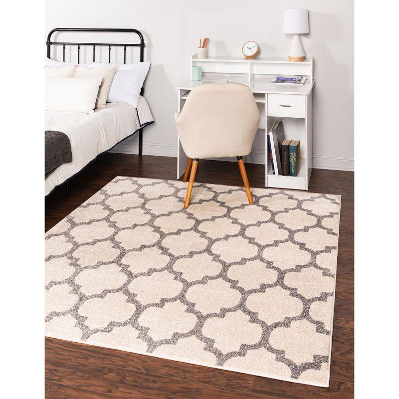 10' x 10' Beige and Gray Trellis Square Rug