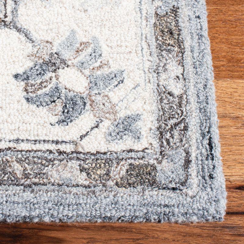 Suzani SZN331 Hand Tufted Area Rug - Grey/Ivory - 6'x9' - Safavieh.