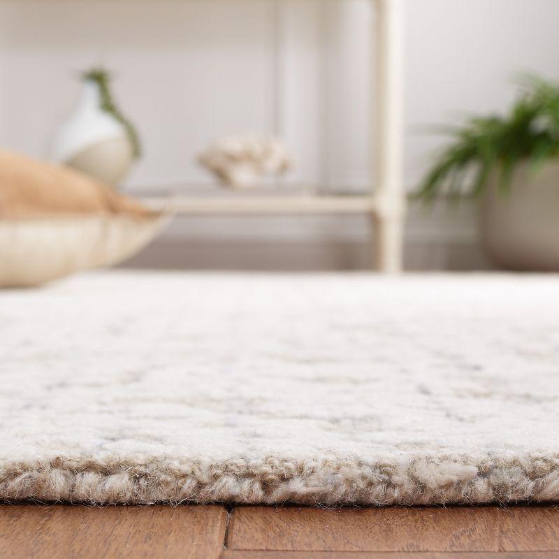 Safavieh Floral Hand Tufted 60% Wool, 20% Viscose, And 20% Cotton Floral Rug