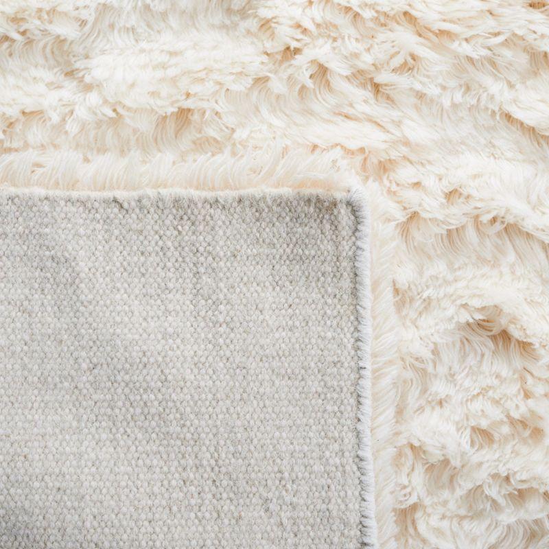 Safavieh Casablanca 470 Hand Tufted Wool Pile Solid Color Rug