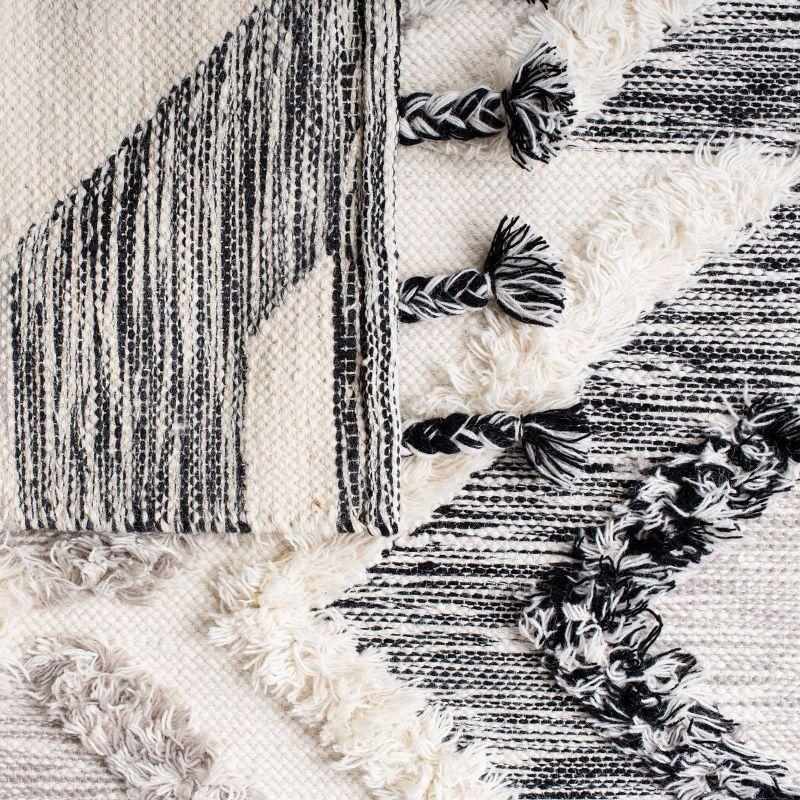 Kenya KNY960 Hand Woven Area Rug - Gray/Black - 5'x8' - Safavieh.
