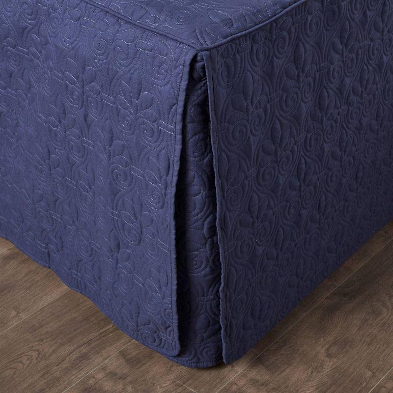 Quebec 3 Piece Split Corner Pleated Quilted Bedspread