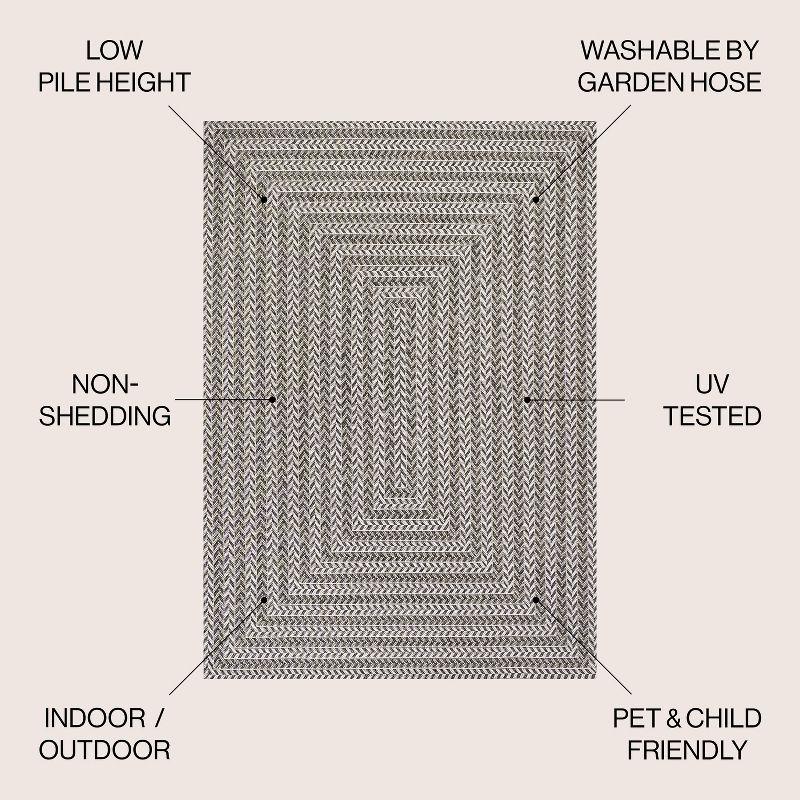 5' x 8' Chevron Modern Concentric Squares Indoor/Outdoor Area Rug, Black/Light Gray - JONATHAN Y