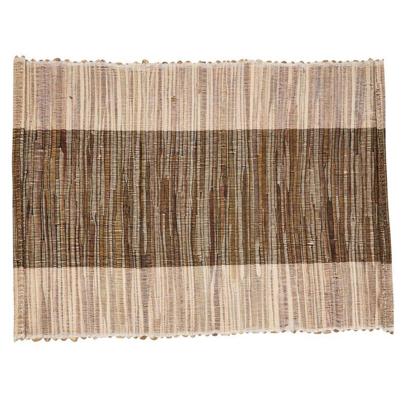 Shimmering Design 4 Piece Placemat Set (Set of 4)