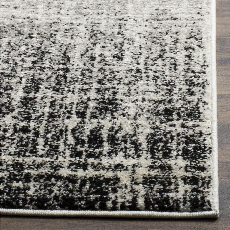 Adirondack ADR116 Machine Made Indoor Area Rug - Ivory/Black - 4'x4' - Safavieh