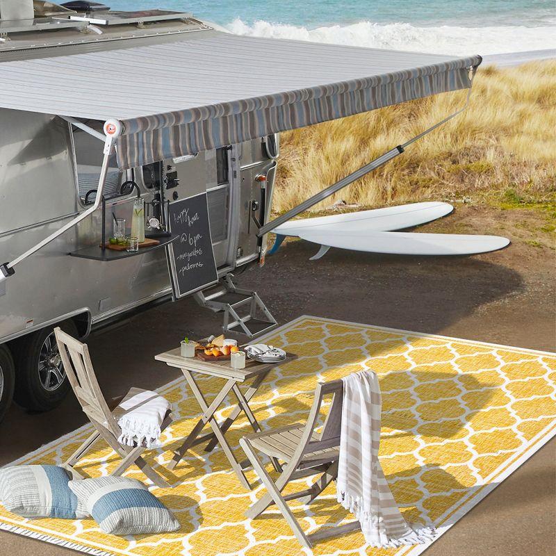 9' x 12' Trebol Moroccan Trellis Textured Weave Indoor/Outdoor Area Rug, Yellow/Cream - JONATHAN Y