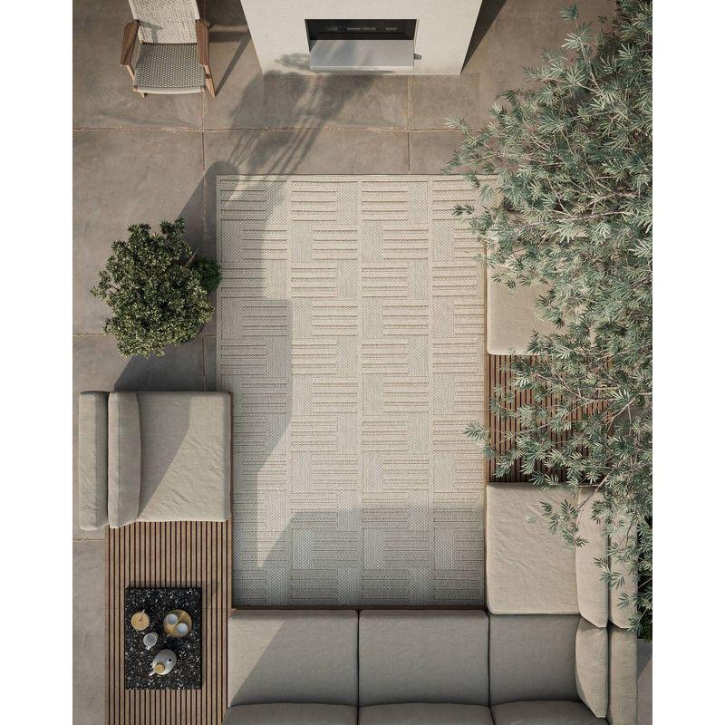 Momeni Dante Geometric Machine Loomed Indoor/Outdoor Rug Beige