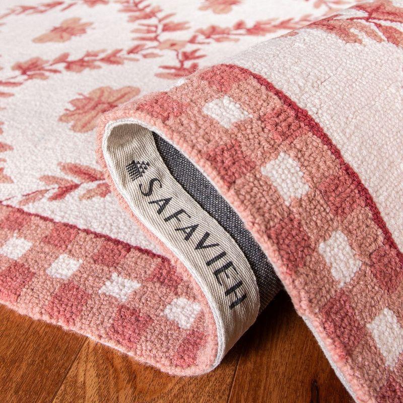 Chelsea HK55 Hand Hooked Accent Rug - Ivory/Rose - 1'8"x2'6" - Safavieh.