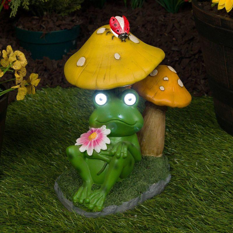 Alpine Corporation Frog Mushroom Statue With Solar: Whimsical Garden Decor, Polyresin, Ambient Glow