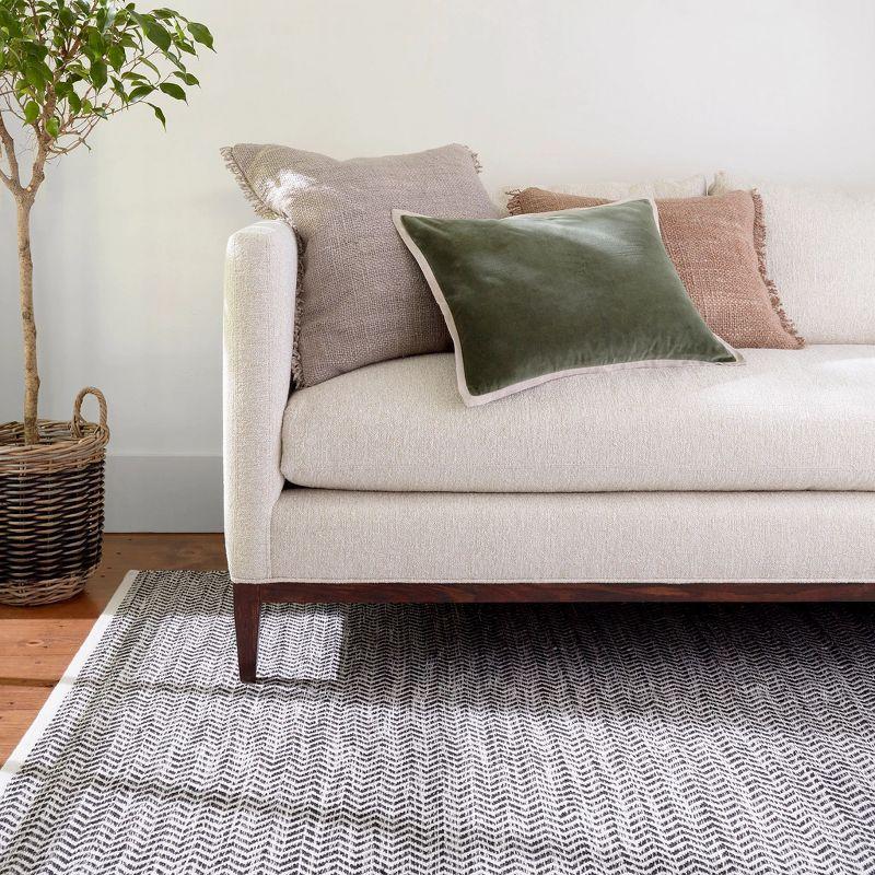 Coastal Black Handwoven Indoor/Outdoor Rug