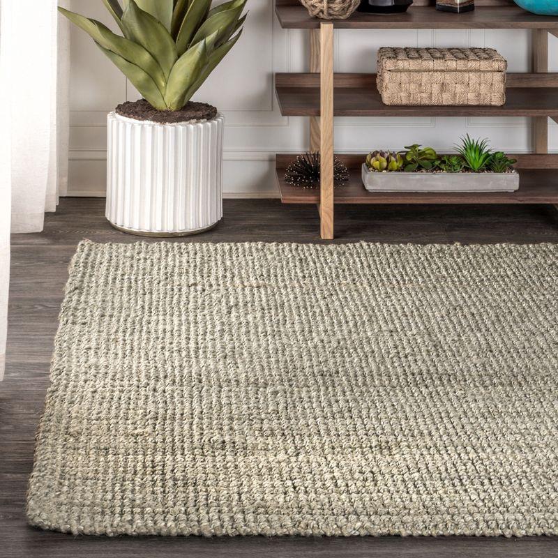 Pata Hand Woven Chunky Jute Indoor Area Rug - JONATHAN Y