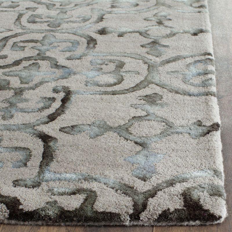 Dip Dye DDY711 Hand Tufted Area Rug  - Safavieh