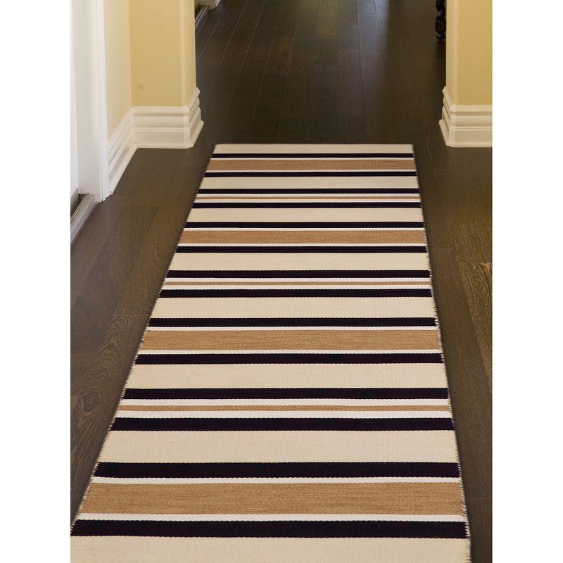 Liora Manne Sorrento Stripes Indoor/Outdoor Rug..