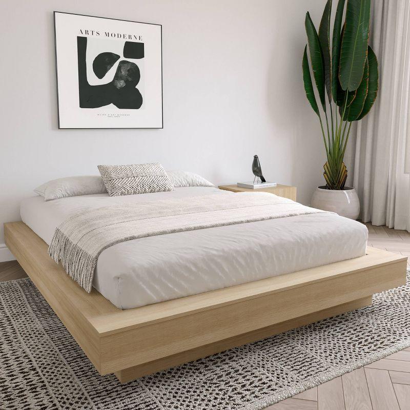 Natural Oak Queen Platform Bed with Engineered Wood Frame