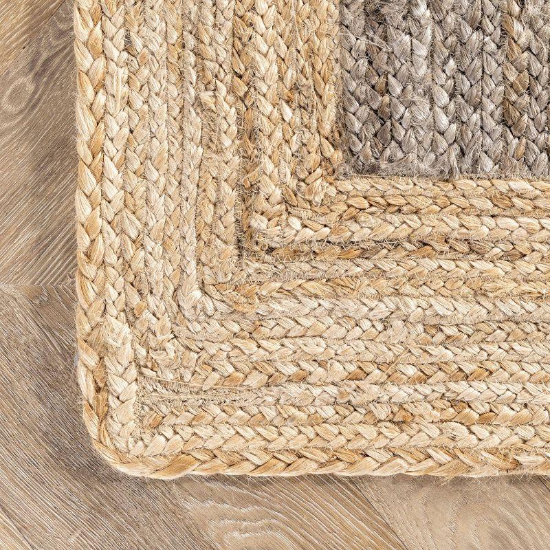 Handmade Braided Jute Rectangular Rug in Grey, Easy Care