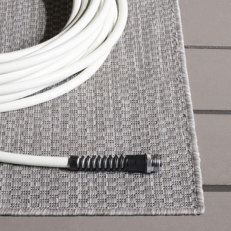 Beach House BHS260 Machine Made Loomed Area Rug - Grey - 5'-3" X 7'-6" - Safavieh