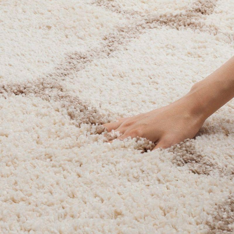 Hudson Shag SGH283 Power Loomed Indoor Area Rug - Ivory/Beige - 4'x6' - Safavieh.