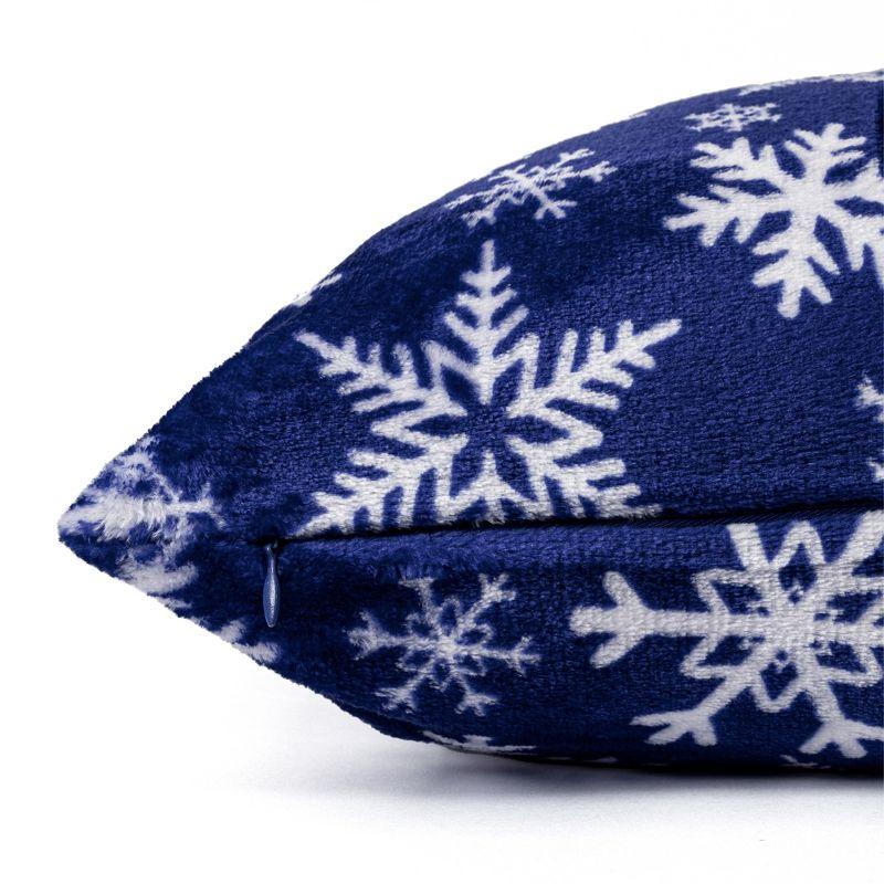 PAVILIA Set of 2 Throw Pillow Covers, Decorative Velvet Square Cushion Cases for Bed Sofa Couch Bedroom Living Room, Snowflake Blue/18 x 18