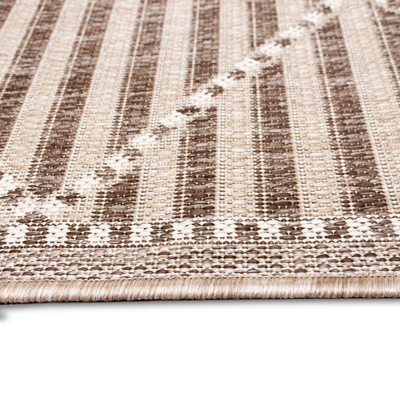 Liora Manne Malibu Checker Diamond Indoor/Outdoor Rug Neutral 1'11" x 7'6"