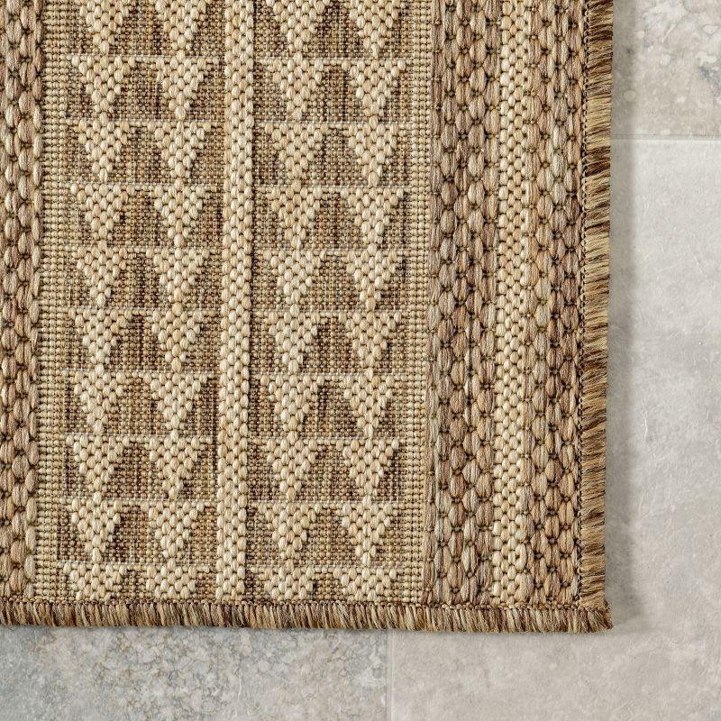 nuLOOM 4' x 5' Outdoor Geometric Area Rug, Stain Resistant, Weather Resistant, High Traffic, Patio, Balcony, Outside, Ranya Light Brown