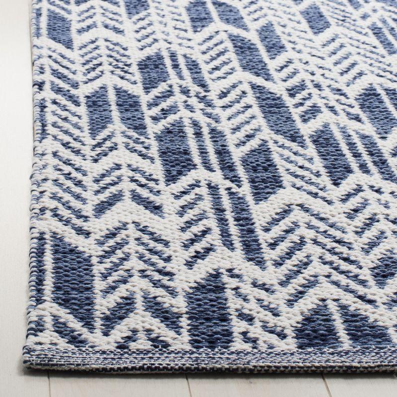 Navy/Ivory Hand-Woven Cotton Blend Reversible Area Rug 5' x 8'