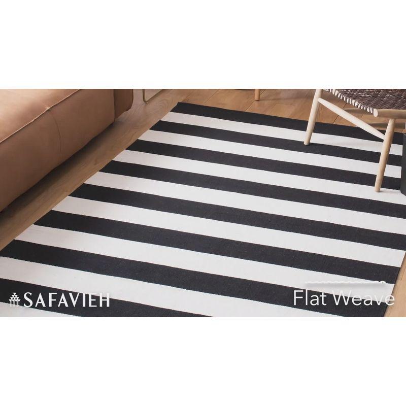 Montauk MTK712 Hand Woven Indoor Accent Rug - Black/Ivory - 3'x5' - Safavieh